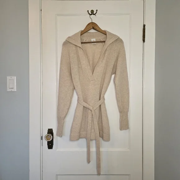 Vintage Wolsey Made in Scotland Pure New Wool Sweater – Size UK14 - Natural - Picture 1 of 6